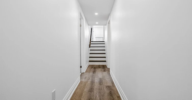 Lower-674 Netherton Crescent, Mississauga, ON, L4Y 2M4 - 9