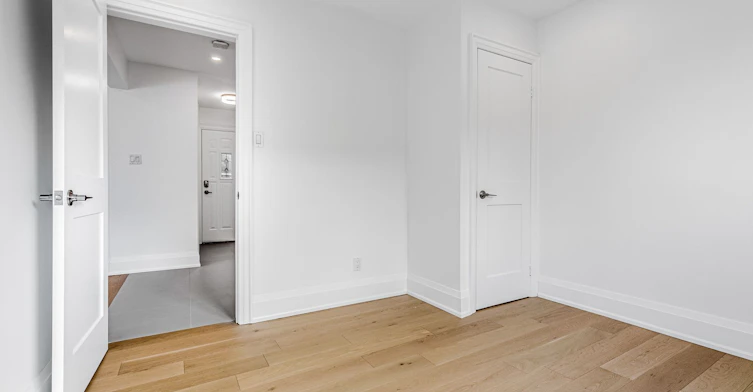 Lower-674 Netherton Crescent, Mississauga, ON, L4Y 2M4 - 6