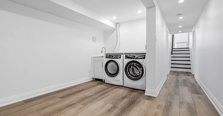 Lower-674 Netherton Crescent, Mississauga, ON, L4Y 2M4 - 10