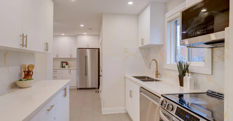 143 Voltarie Crescent, Mississauga, ON, L5A 2A5 - 10