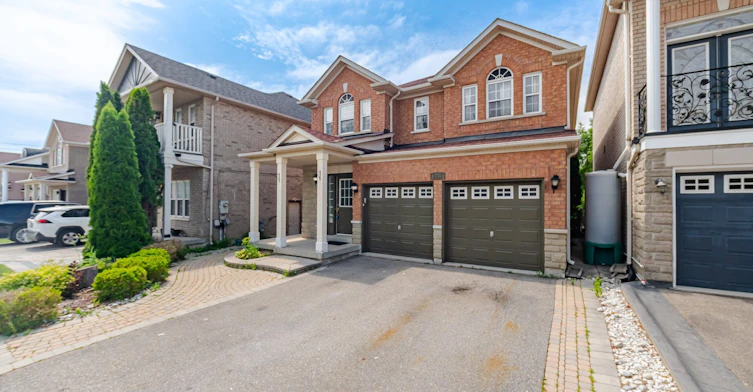 UPPER LEVEL-3857 Brinwood Gate, Mississauga, ON, L5M 7H3 - 2