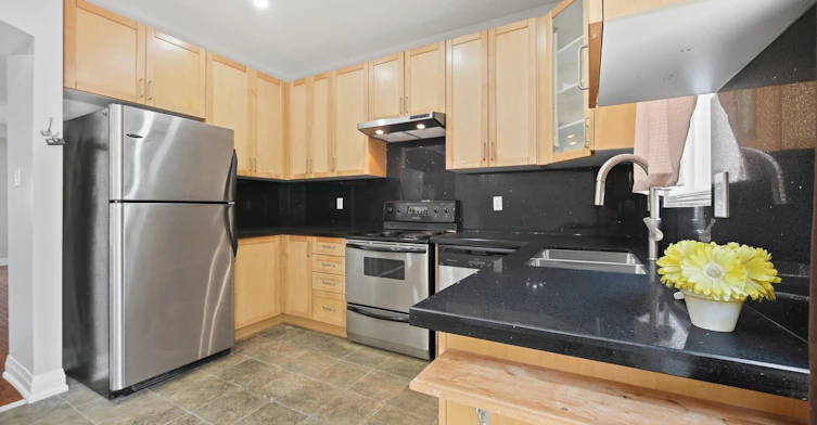 UPPER LEVEL-3857 Brinwood Gate, Mississauga, ON, L5M 7H3 - 12