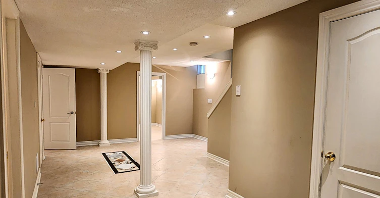 Bsmt-387 Rocca Court, Mississauga, ON, L5W 1V1 - 3