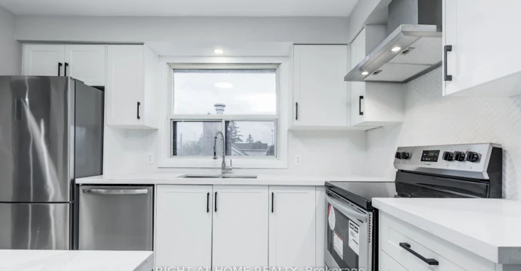 3-31 Wesley Street, Toronto, ON, M8Y 2W5 - 4
