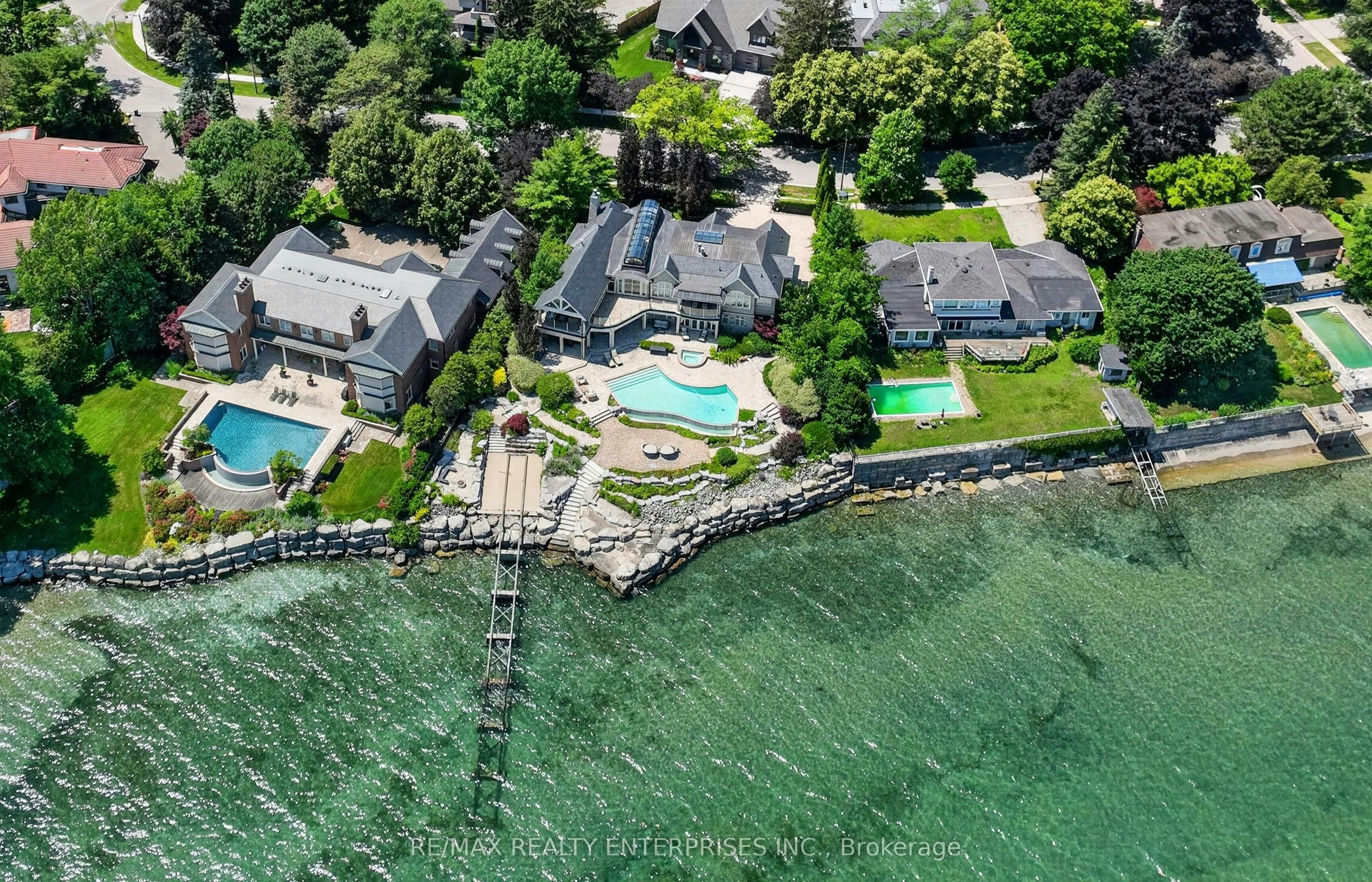 1500 Watersedge Road, Mississauga, ON, L5J 1A4