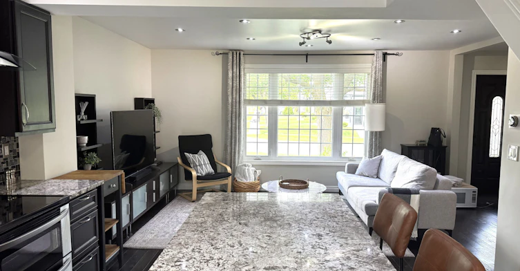 35 Coppermill Drive, Toronto, ON, M9W 3Z4 - 11