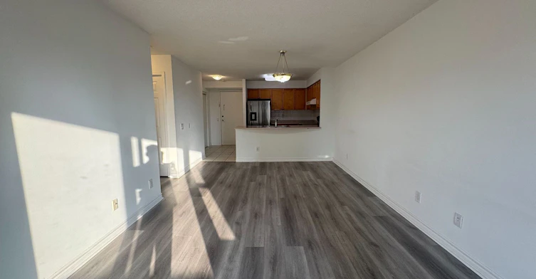 423-25 Kingsbridge Garden Circle, Mississauga, ON, L5R 4B1 - 14