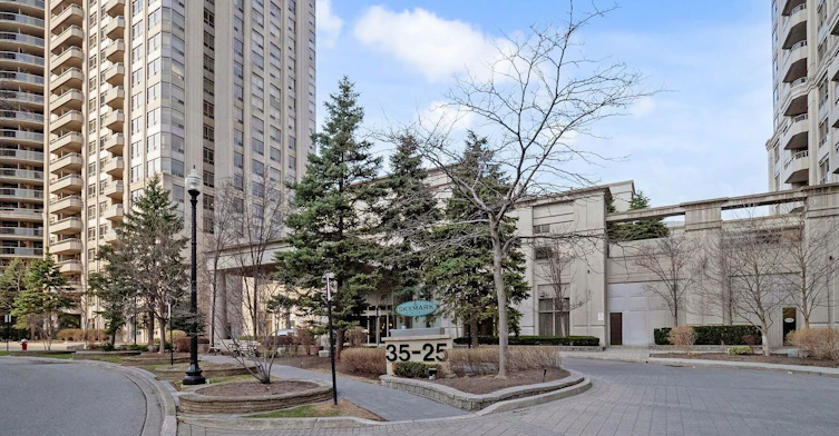 423-25 Kingsbridge Garden Circle, Mississauga, ON, L5R 4B1 - 5