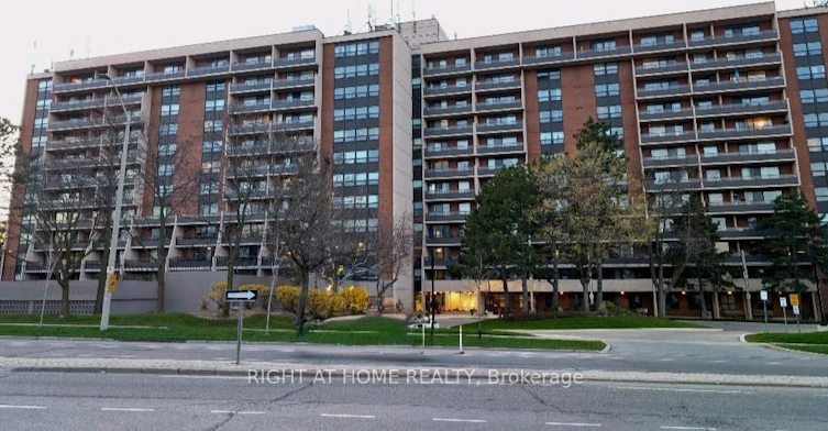 1001-2929 Aquitaine Avenue, Mississauga, ON, L5N 2C7