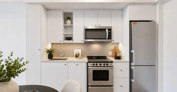 1709-251 Manitoba Street, Toronto, ON, M8Y 0C7 - 3