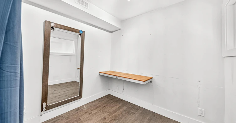 1-160 Lansdowne Avenue, Toronto, ON, M6K 2V9 - 12