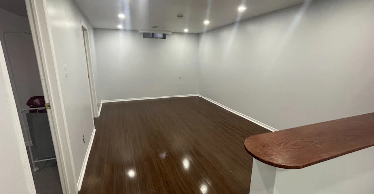 Bsmt-358 Kingsbridge Garden Circle, Mississauga, ON, L5R 1K8 - 6