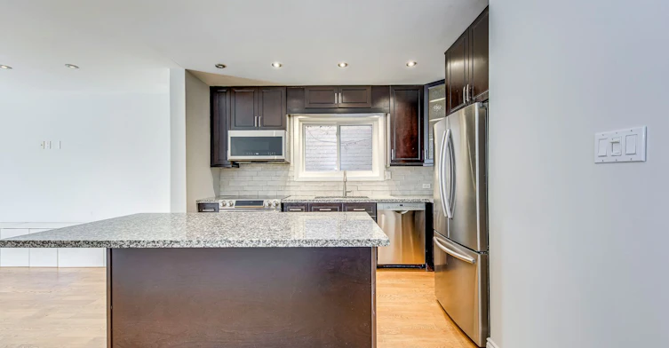 2407 Stefi Trail, Oakville, ON, L6H 5Y5 - 8