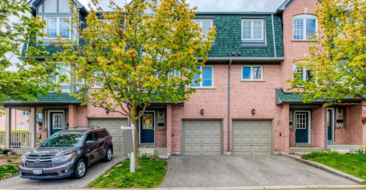 124-2945 Thomas Street, Mississauga, ON, L5M 6C1