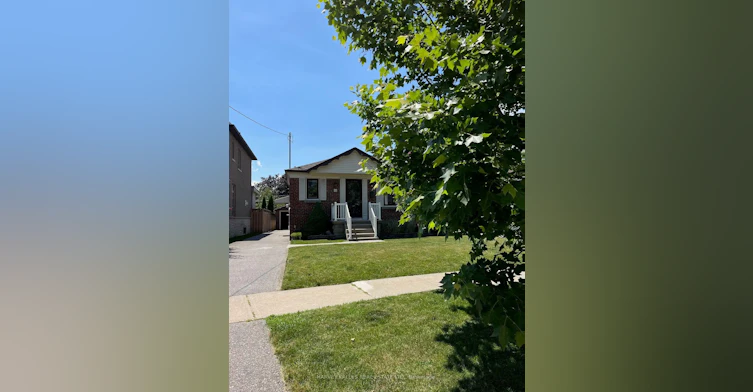 54 Charleston Road, Toronto, ON, M9B 4M9