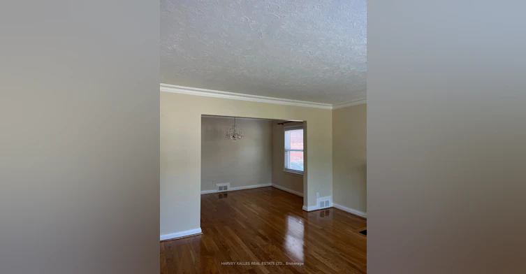 54 Charleston Road, Toronto, ON, M9B 4M9 - 8