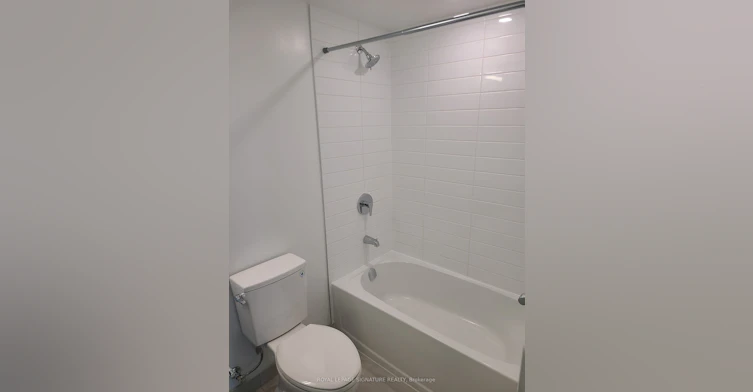 909-4010 Eglinton Avenue W, Toronto, ON, M9A 0G5 - 11