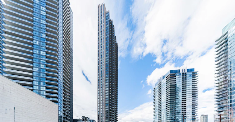 2608-36 Park Lawn Road, Toronto, ON, M8Y 3H8