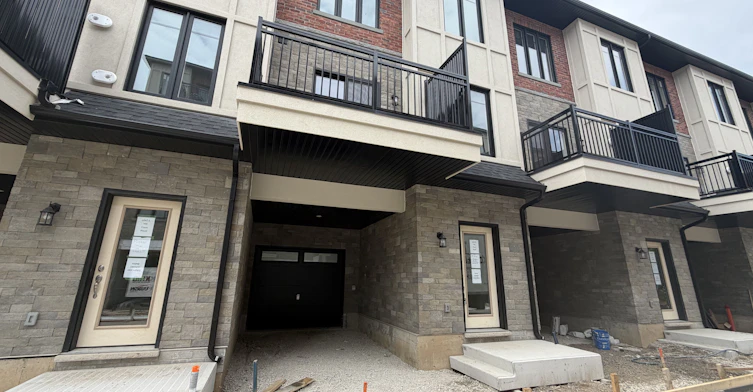 702 Royal Front Street, Mississauga, ON, L4Y 0C8 - 25