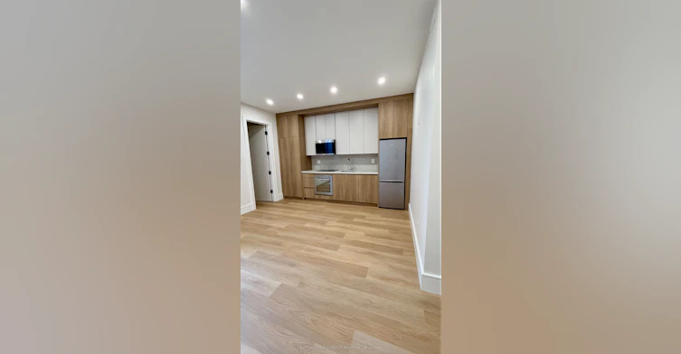#3-43 Elmwood Avenue N, Mississauga, ON, L5G 3K1 - 8