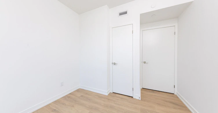 930-1100 Sheppard Avenue W, Toronto, ON, M3K 0E4 - 8