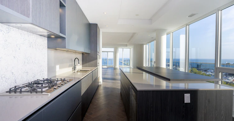 602-55 Port Street E, Mississauga, ON, L5G 4P3 - 6