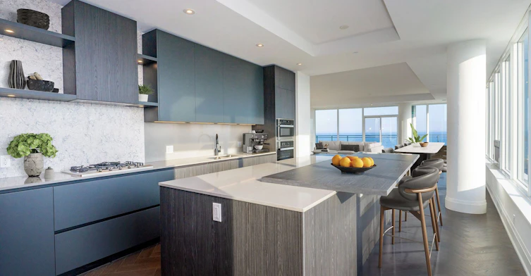 602-55 Port Street E, Mississauga, ON, L5G 4P3 - 4