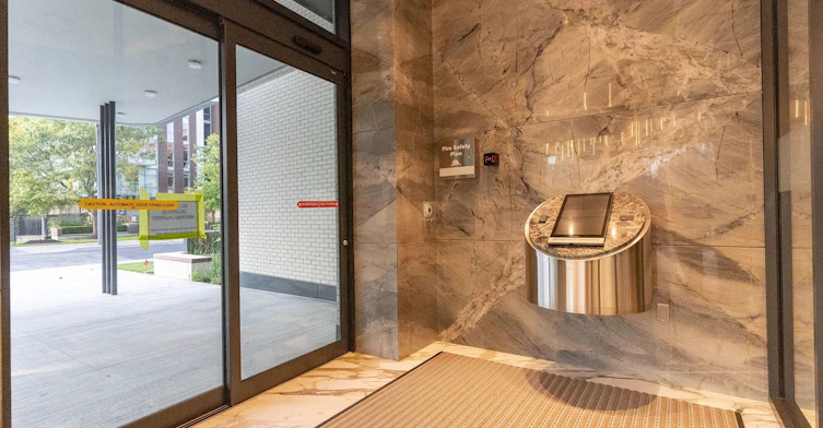 602-55 Port Street E, Mississauga, ON, L5G 4P3 - 32