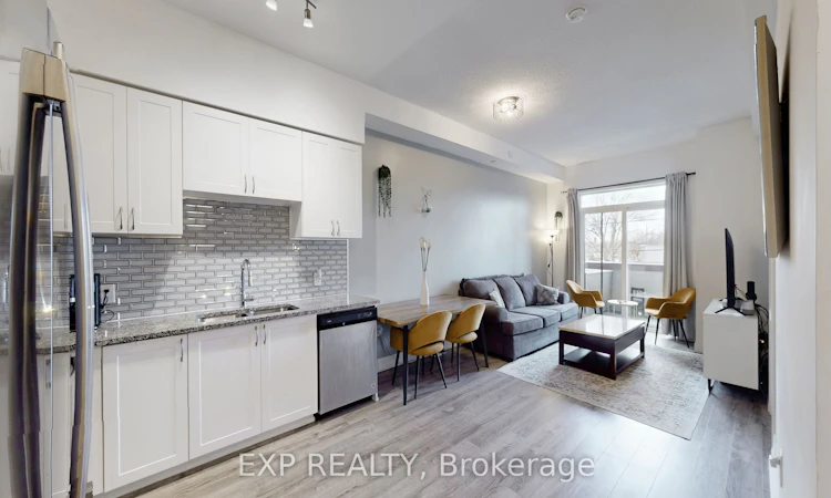 206-2800 Keele Street