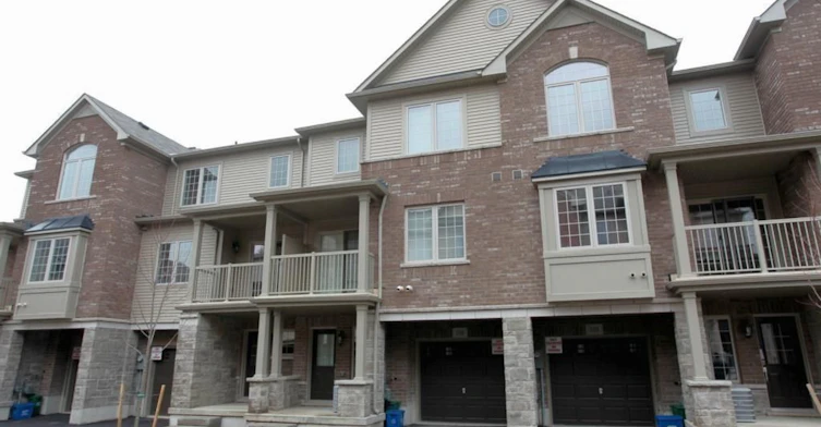 104-1401 Plains Road E, Burlington, ON, L7R 0C2