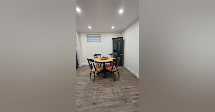957 Sonoma Court, Mississauga, ON, L5V 2P4 - 3