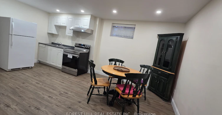 957 Sonoma Court, Mississauga, ON, L5V 2P4 - 4