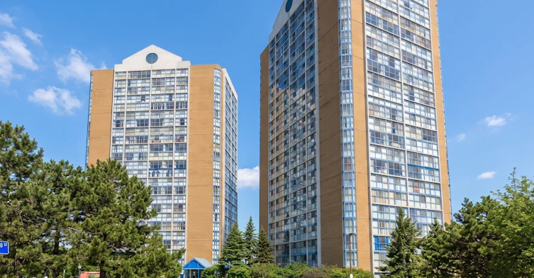2403-25 Trailwood Drive, Mississauga, ON, L4Z 3K9 - 2