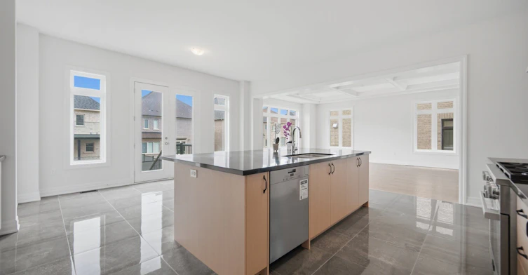 17 Mosswood Trail, Brampton, ON, L6P 4E7 - 12