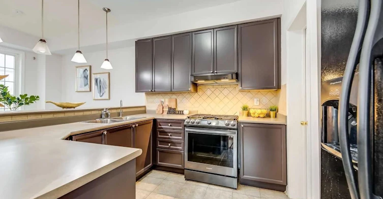 3905 Quiet Creek Drive, Mississauga, ON, L5M 8B5 - 9