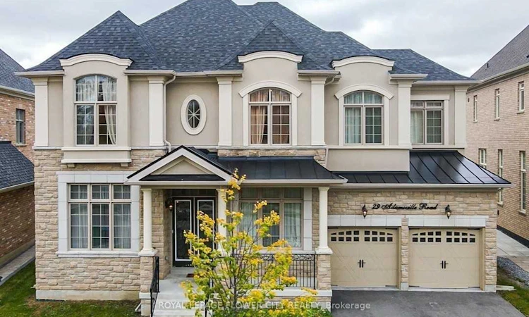 29 Adamsville Road W