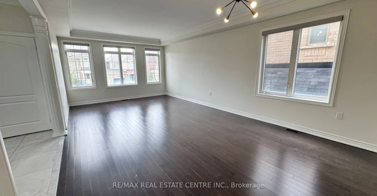 Main and Upper-52 Maple Trail Road, Caledon, ON, L7C 3Z7 - 7