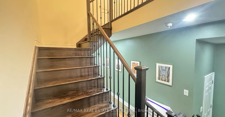 31 Brushwood Drive, Brampton, ON, L6Y 6G6 - 21
