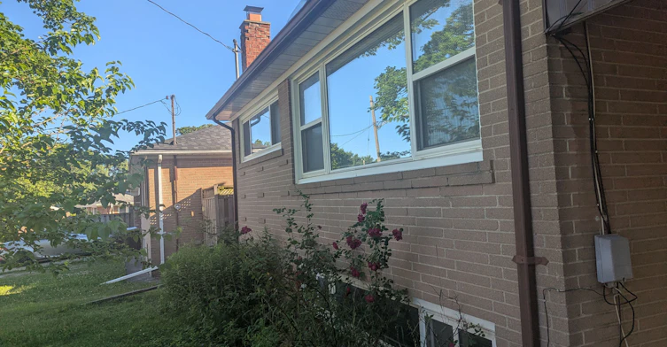 6 Heatherglen Road, Toronto, ON, M9W 4R1