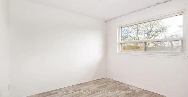 3 Clayhall Crescent, Toronto, ON, M3J 1W5 - 22