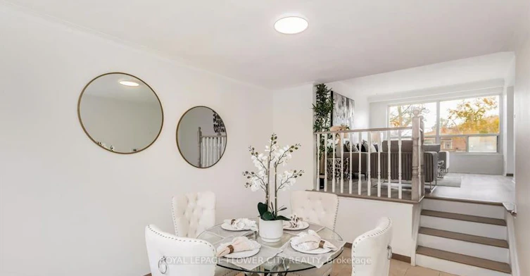 3 Clayhall Crescent, Toronto, ON, M3J 1W5 - 9
