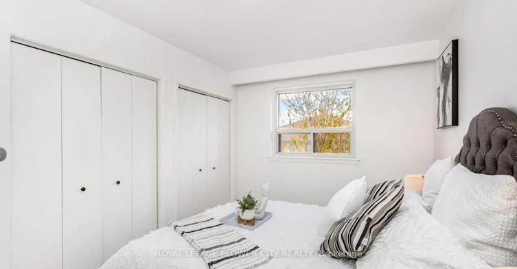 3 Clayhall Crescent, Toronto, ON, M3J 1W5 - 17