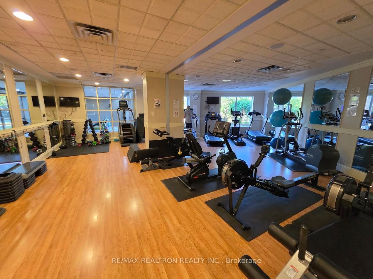 1216-700 Humberwood Boulevard, Toronto, ON, M9W 7J4 - 20