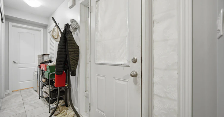 Upper-75 Benhurst Crescent, Brampton, ON, L7A 5A5 - 9
