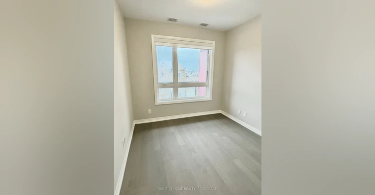 301-3285 Carding Mill Trail, Oakville, ON, L6M 5P7 - 5