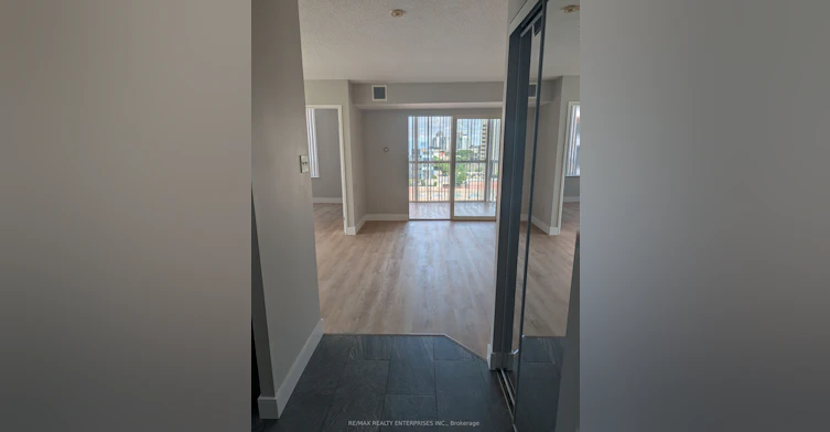 904-265 Enfield Place, Mississauga, ON, L5B 3Y6 - 9