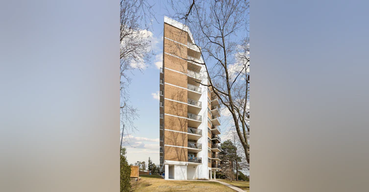 207-212 Kerr Street, Oakville, ON, L6K 3B1 - 2