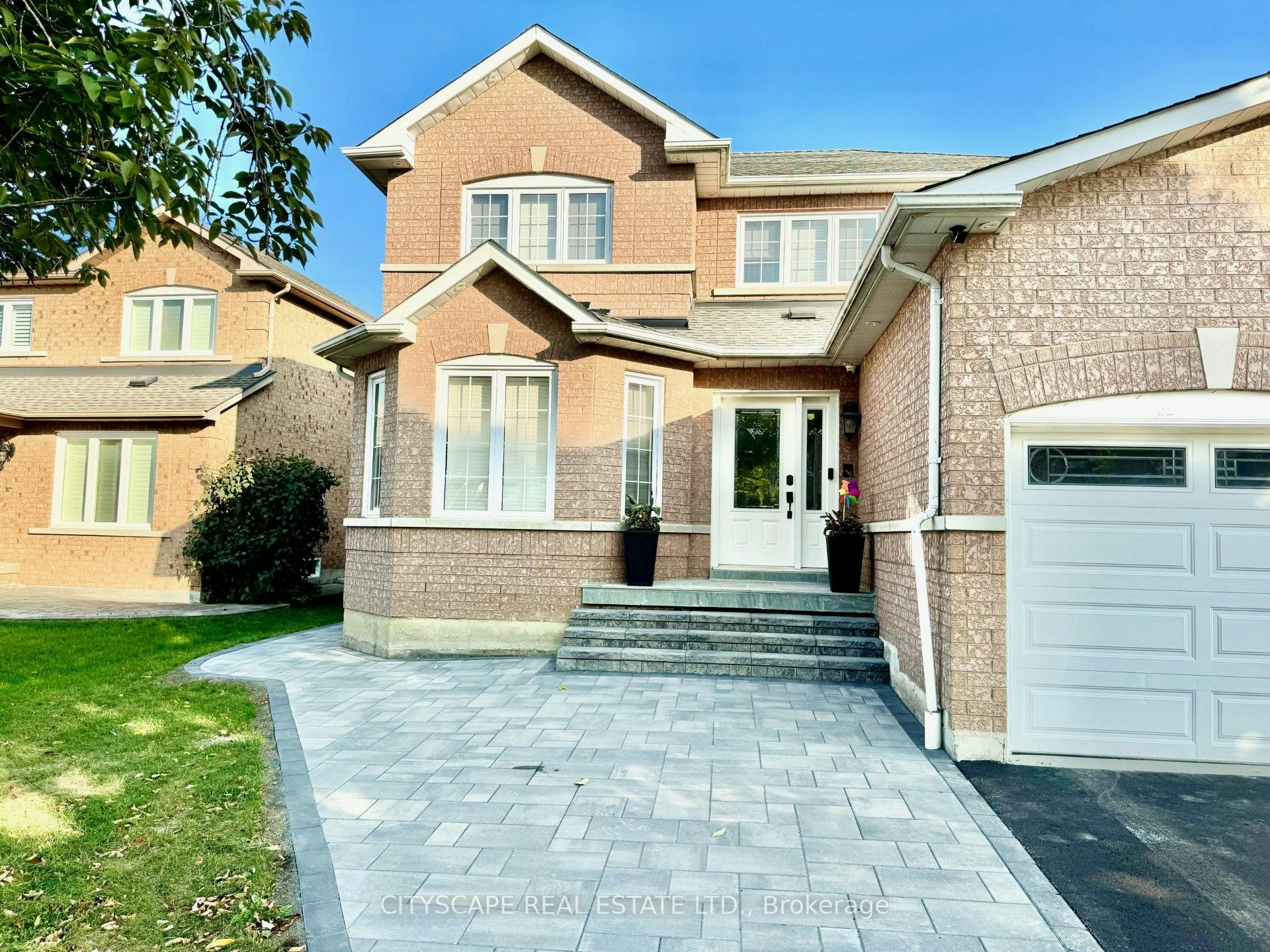 6421 Donway Drive, Mississauga, ON, L5V 1J4 - 2