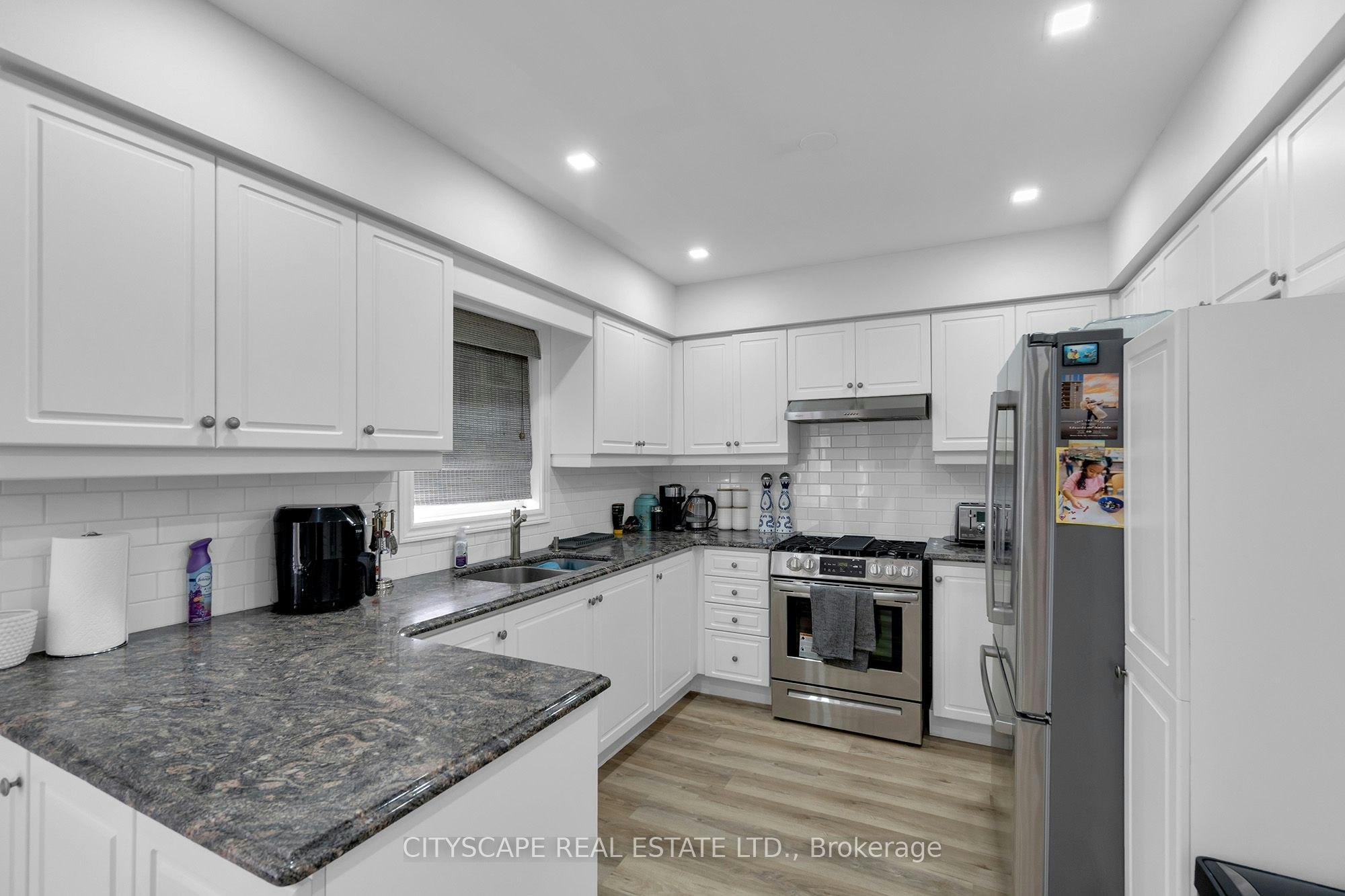6421 Donway Drive, Mississauga, ON, L5V 1J4 - 10