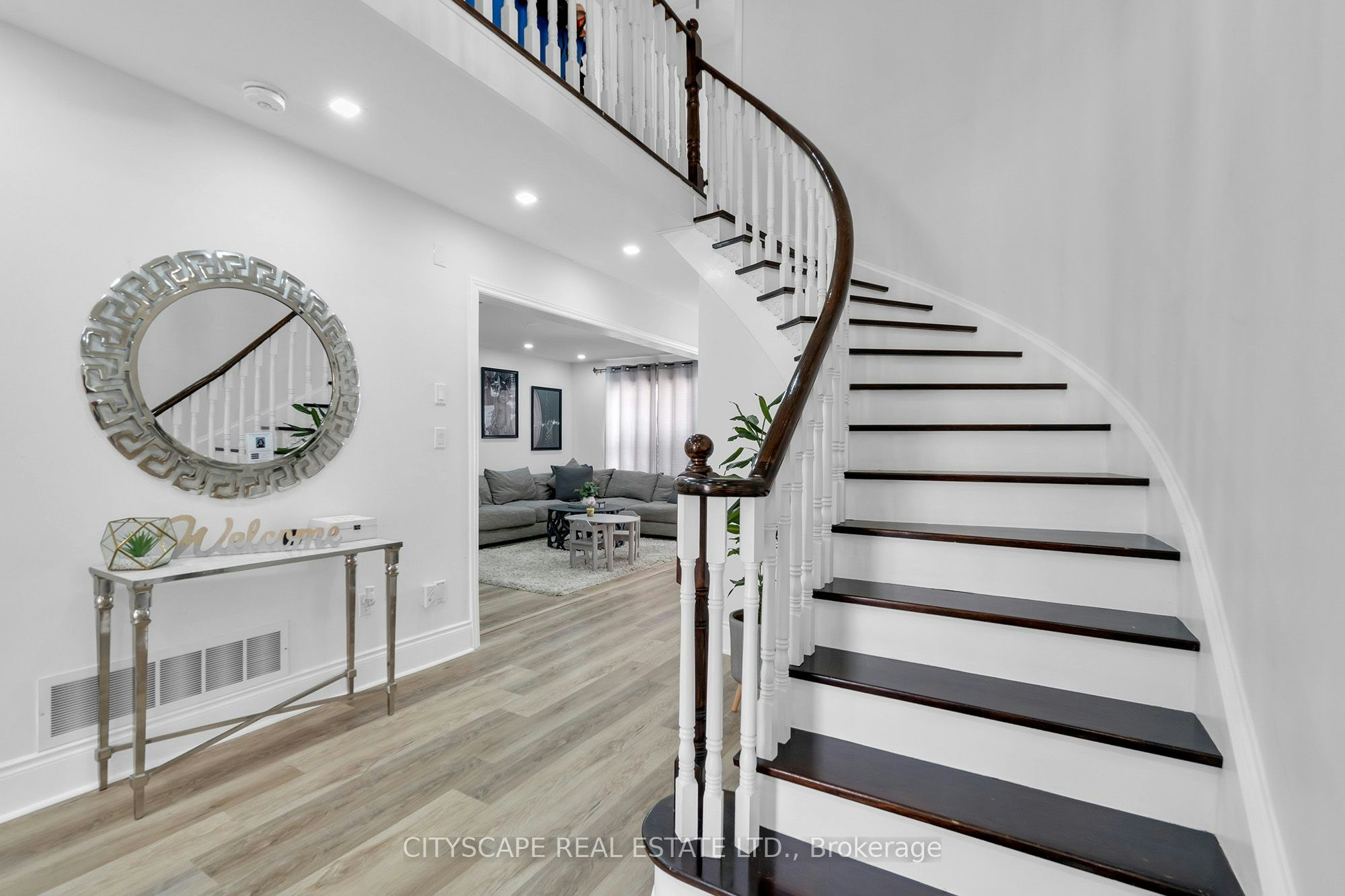 6421 Donway Drive, Mississauga, ON, L5V 1J4 - 21